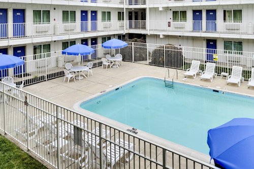 Motel 6 Linthicum Heights, MD - BWI Airport image