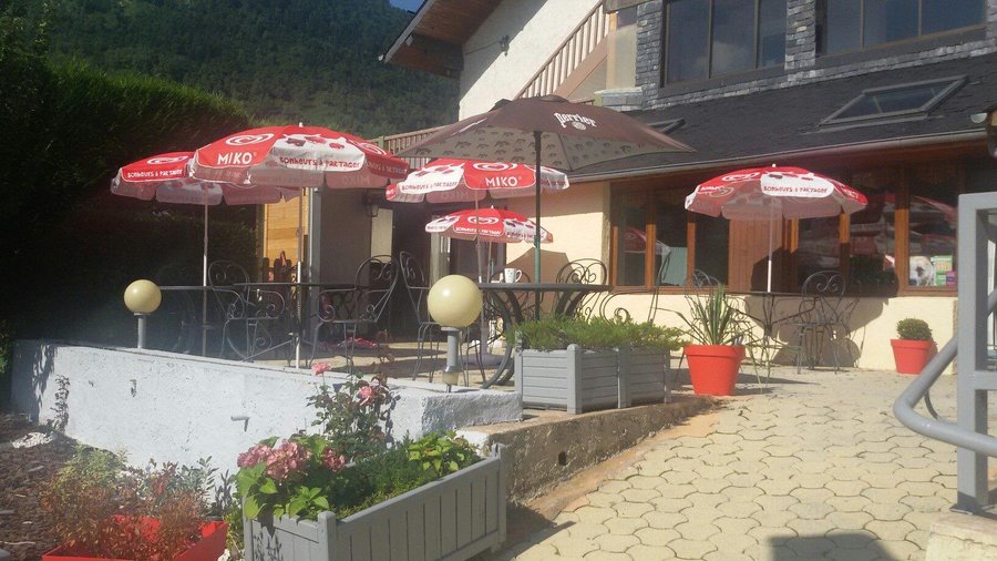AUBERGE BELLEVUE, Laruns - Restaurant Reviews, Photos & Phone 