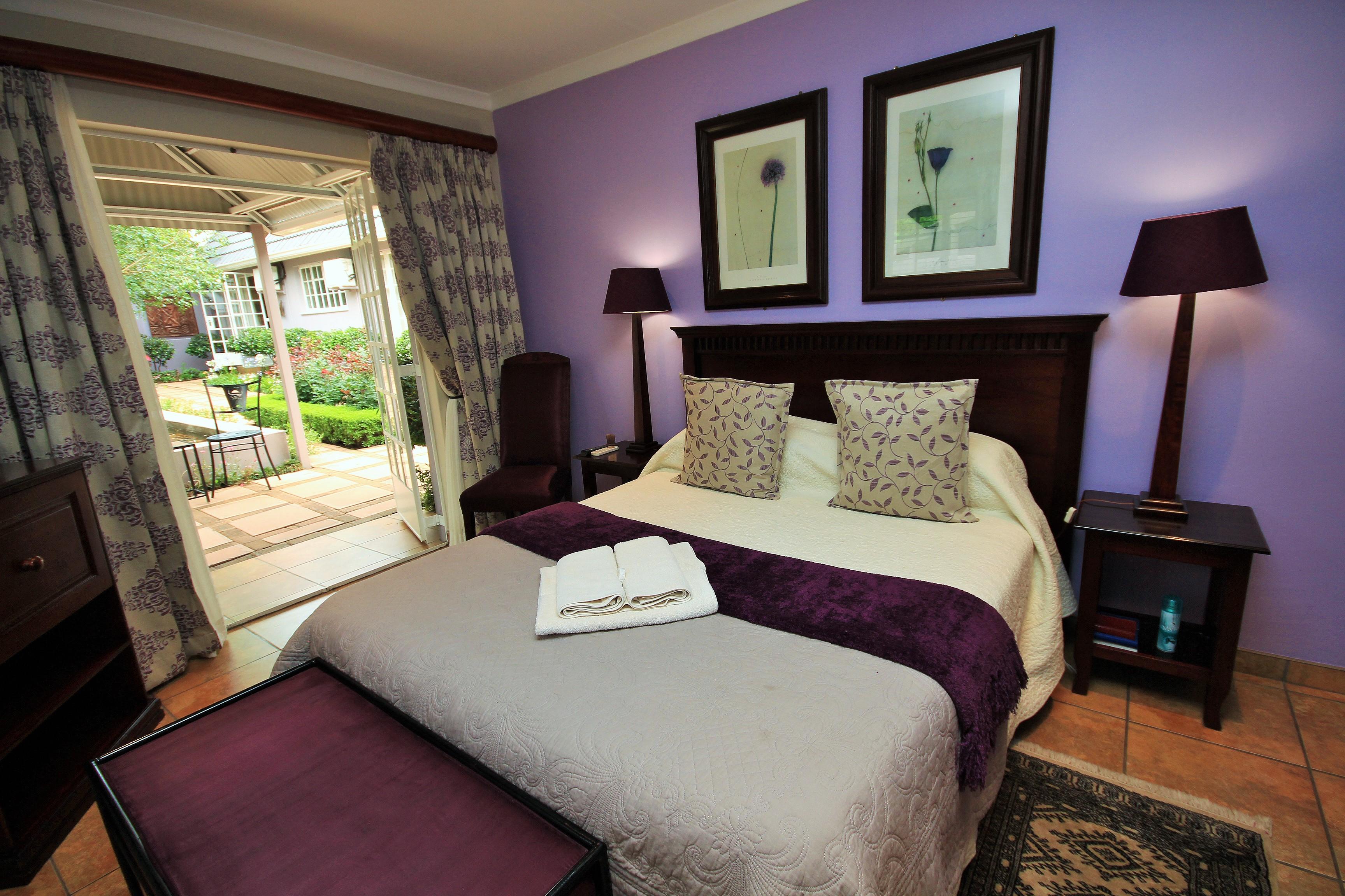 Hotel photo 1 of Avalon Guest Manor.