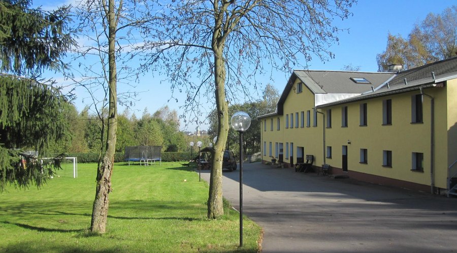 Parkplätze direkt vor dem Haus