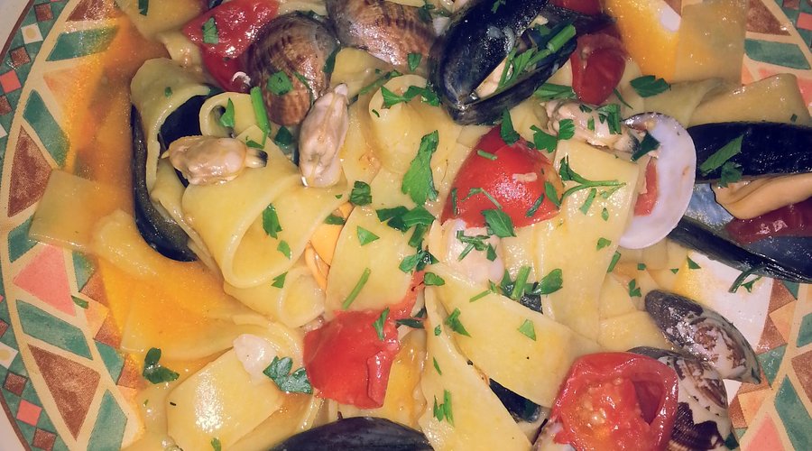 pappardelle cozze e vongole. ..