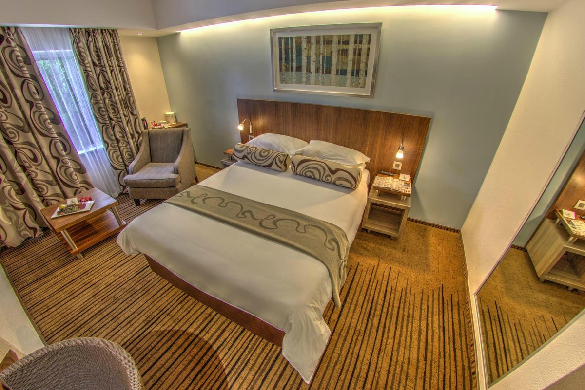 City Lodge Hotel Bryanston Rooms: Pictures & Reviews - Tripadvisor