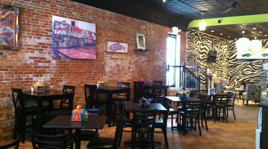 KrAzY cAkEs Cafe and Bakery