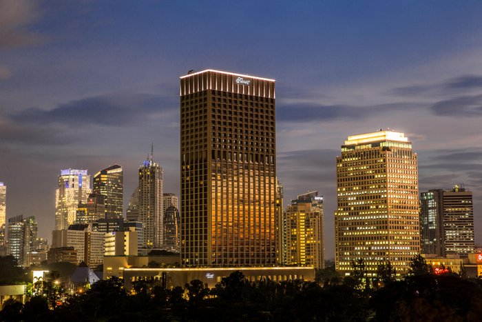 fairmont hotel jakarta review