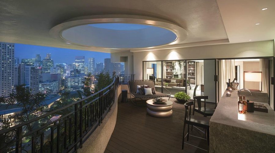Specialty Suite Balcony