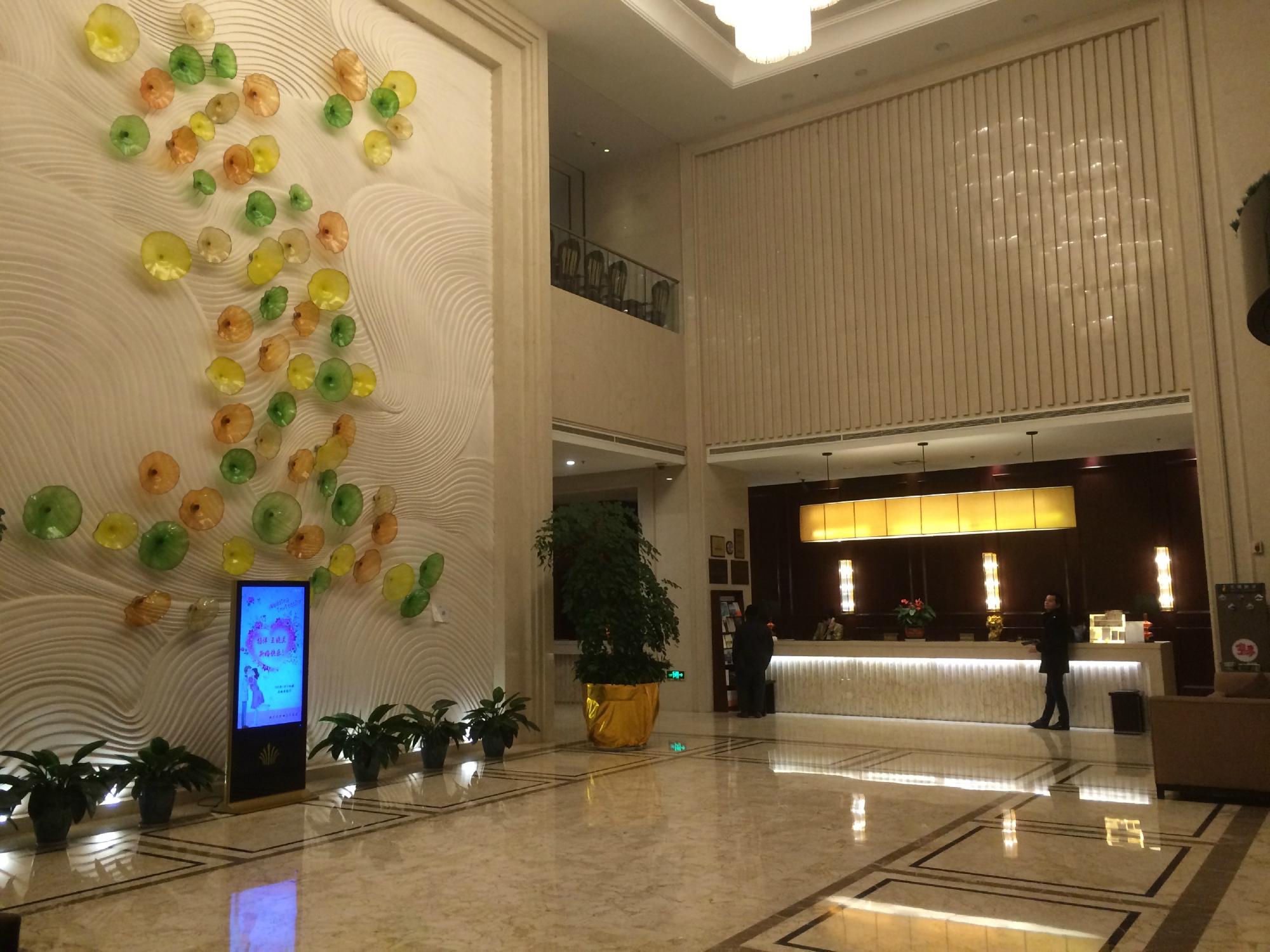 Hotel photo 9 of Noble Crown Hotel.