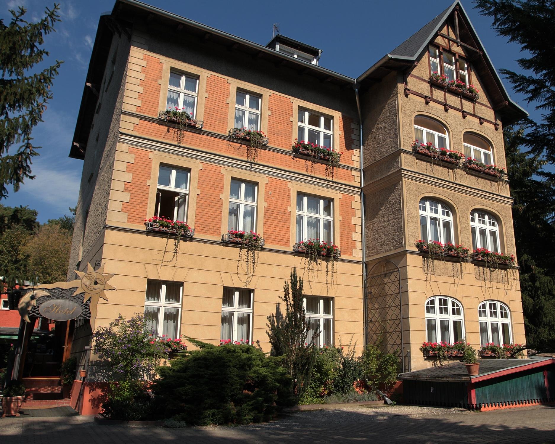 ANNO 1900 HOTEL BABELSBERG (Potsdam, Jerman) - Ulasan & Perbandingan ...