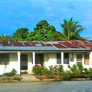 Front view 1