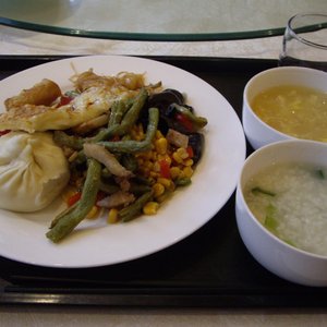 朝食