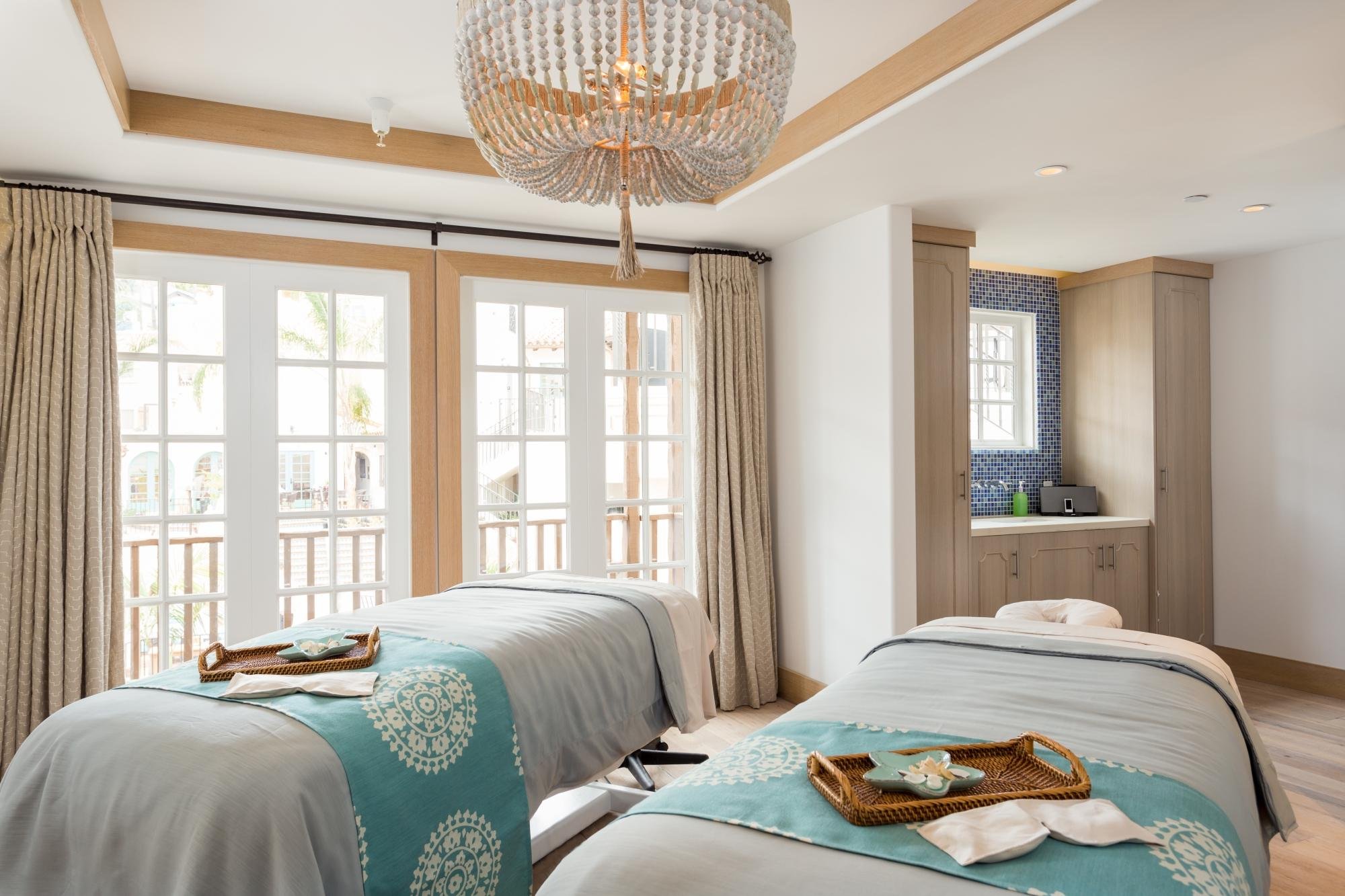 Pavilion Hotel by null