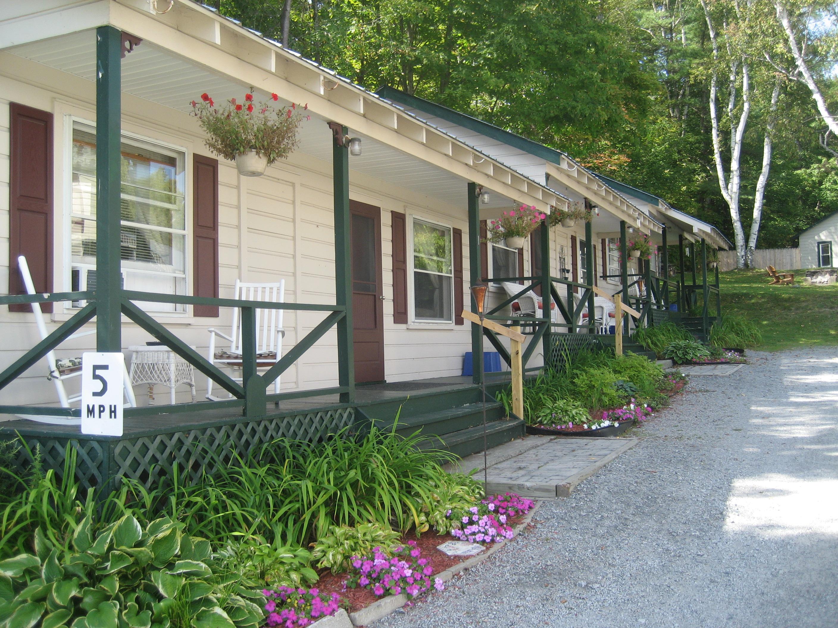 LAKEVIEW INN - Updated 2022 Prices & B&B Reviews (Schroon Lake, NY)