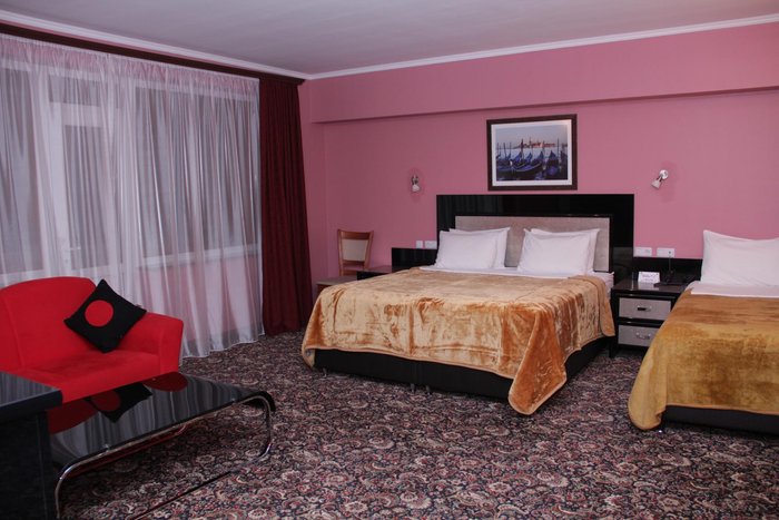 erebuni hotel yerevan booking