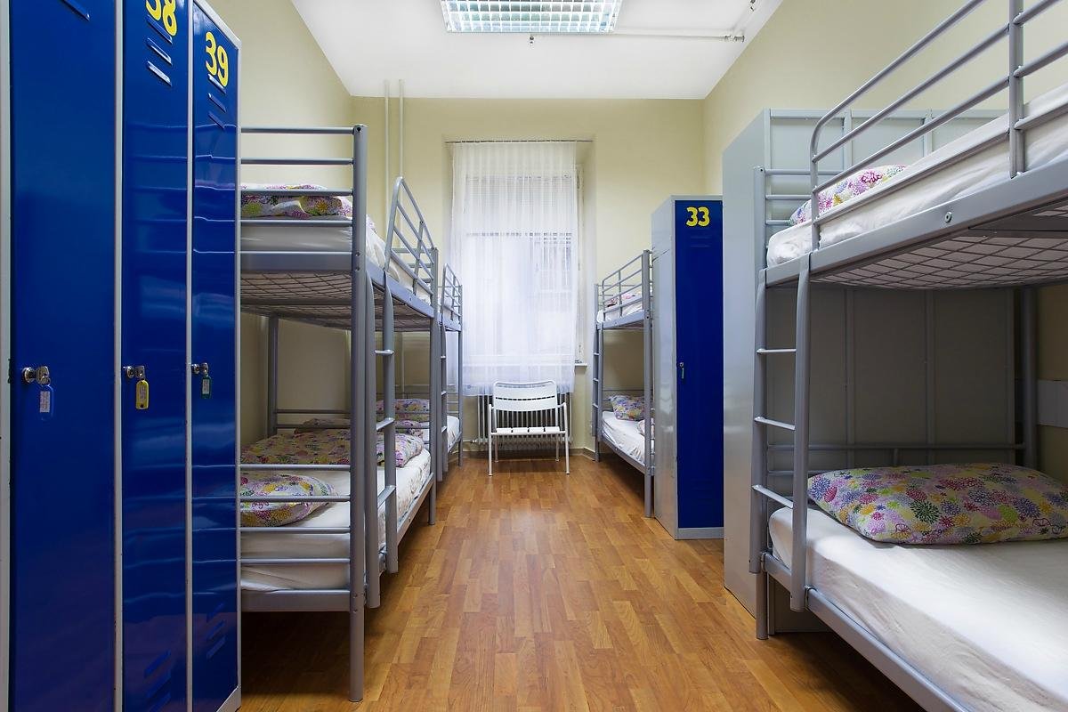 AdHoc Hostel by null