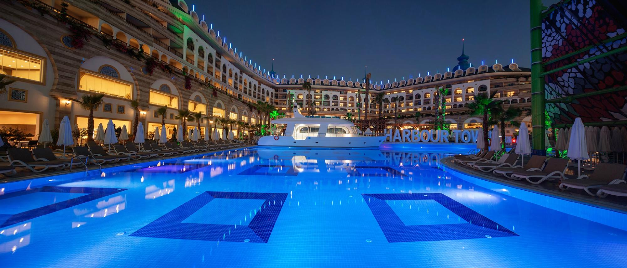 Hotel photo 24 of Crystal Sunset Luxury Resort & Spa.