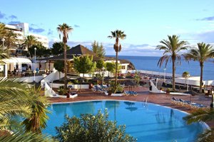 Piscine et plage