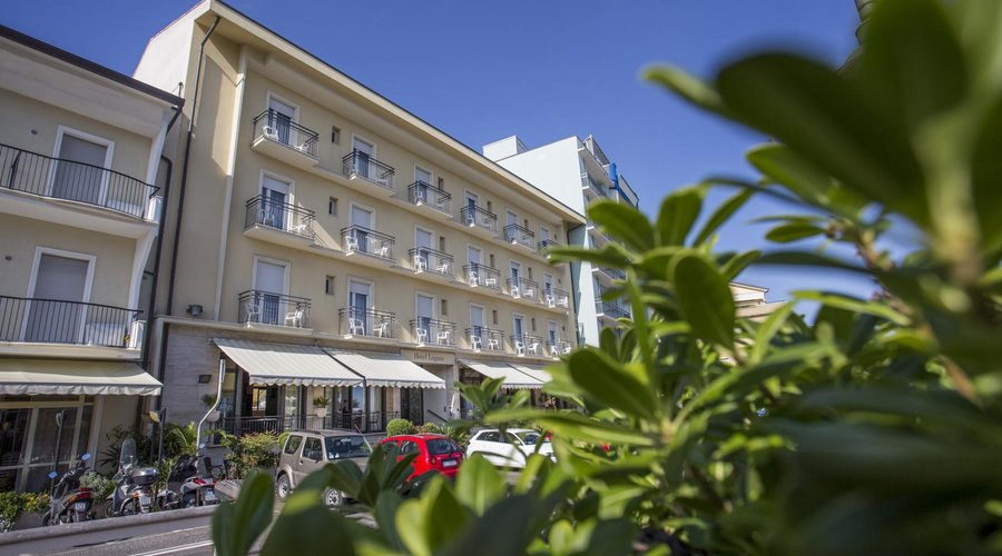 Vista esterna dell'hotel
