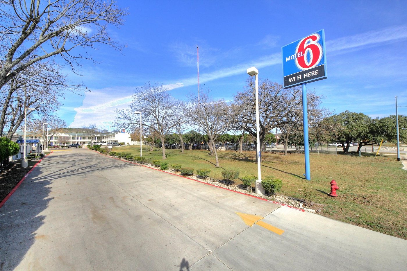 MOTEL 6 KERRVILLE $66 ($̶7̶1̶) - Prices & Reviews - TX