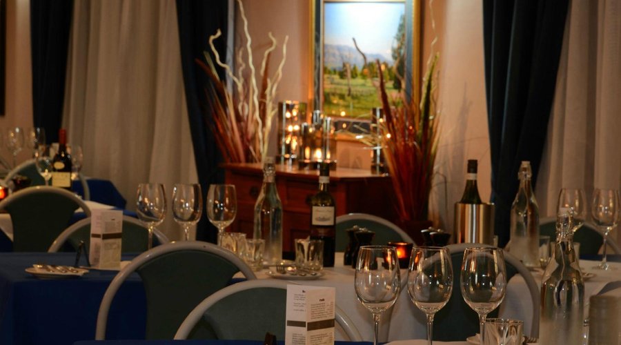 Intimate setting