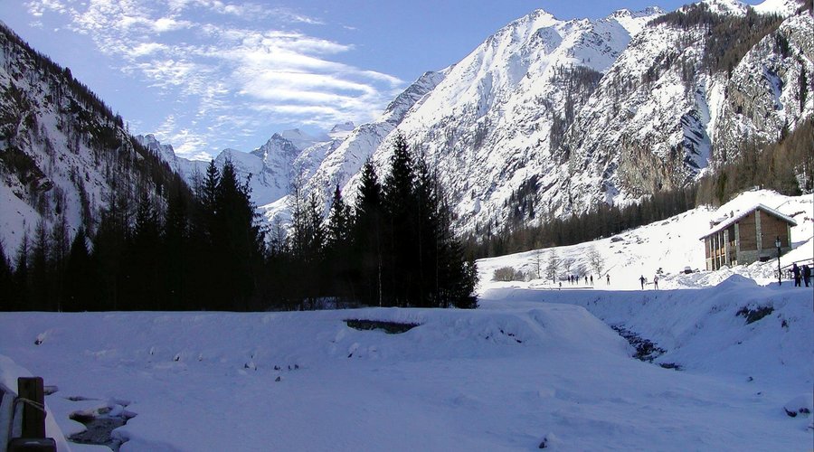 La Ferme ed il Gran Paradiso in inverno