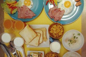 餐饮