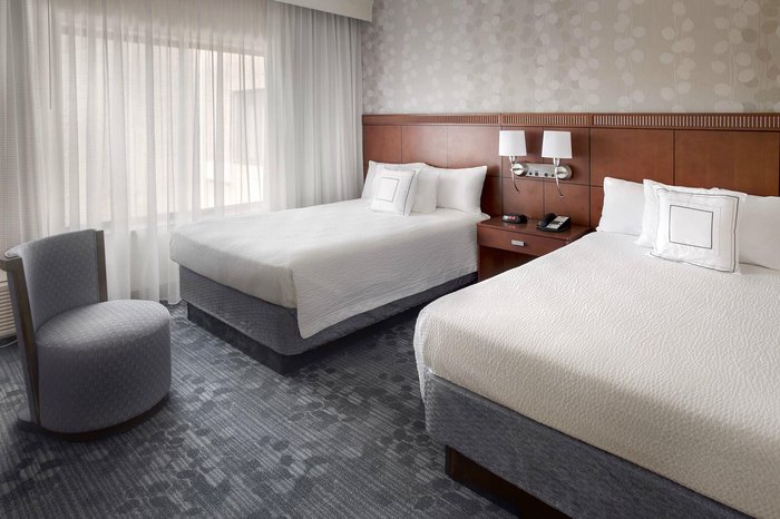 Courtyard by Marriott Hartford/Windsor Airport Rooms: Pictures ...