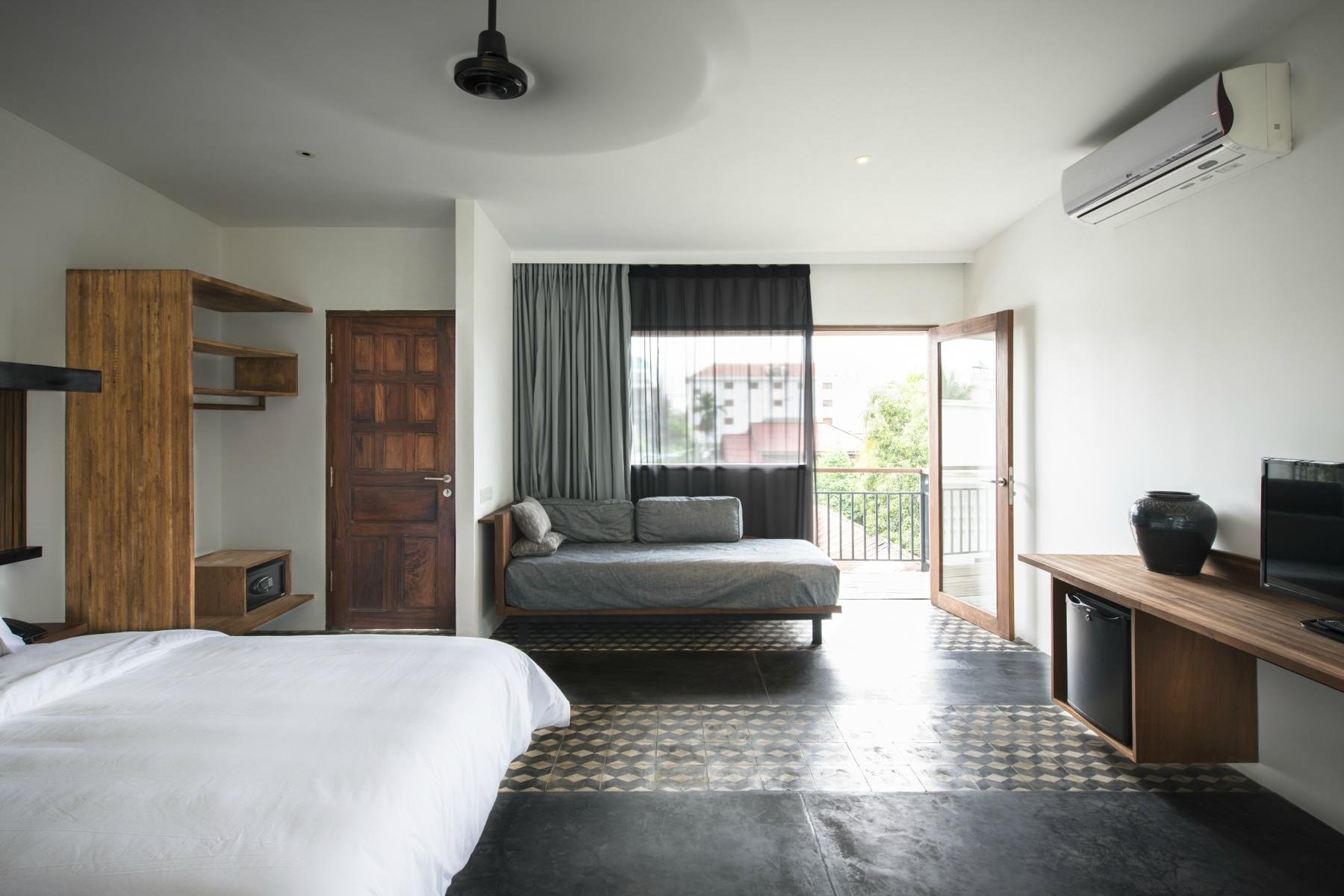 Pages Rooms Hotel by null