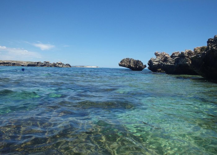 Snorkelling area south of the island