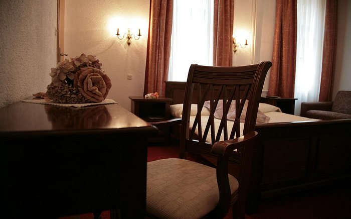 Above head and shoulder basketball Uncle or Mister GUESTHOUSE MAKSIMILIAN $56 ($̶6̶1̶) - Updated 2022 Prices & Inn Reviews - Osijek, Croatia Above head and shoulder basketball Uncle or Mister GUESTHOUSE MAKSIMILIAN $56 ($̶6̶1̶) - Updated 2022 Prices & Inn Reviews - Osijek, Croatia