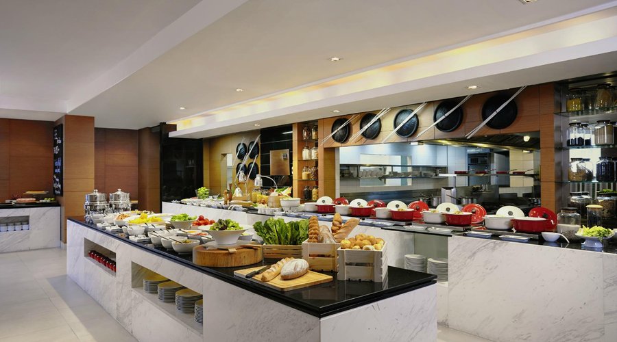 Lunch Buffet at MoMo Cafe !!!