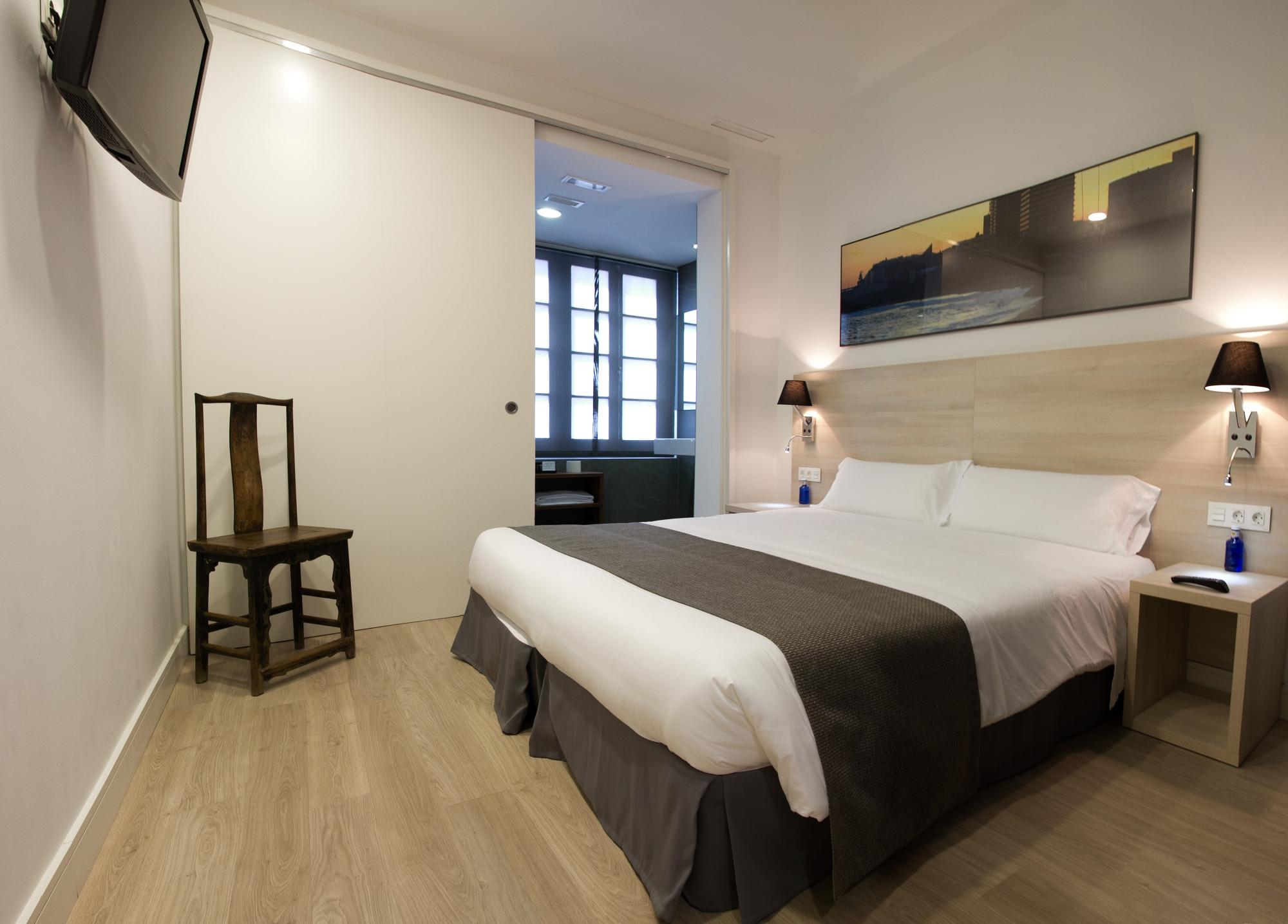 THE 8 BOUTIQUE B&B - Prices & Reviews (Barcelona, Catalonia)