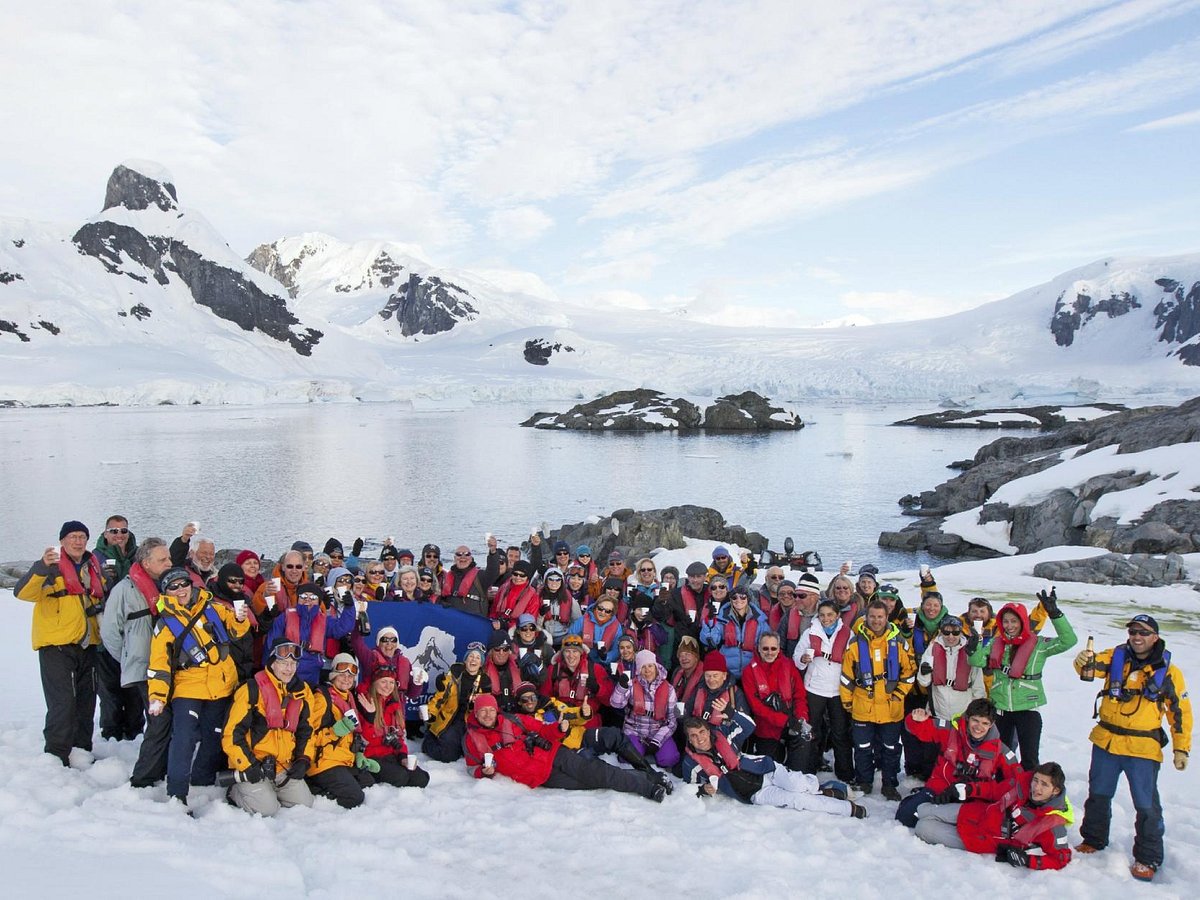 antarctica tours from punta arenas