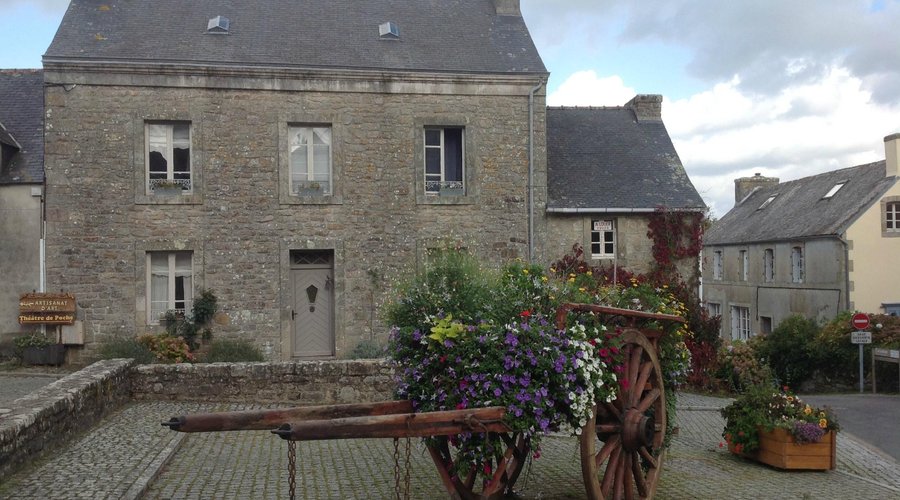 Locronan