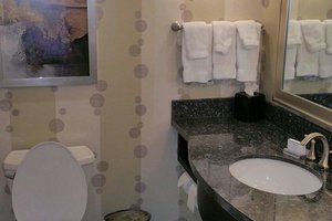 Room & Suite