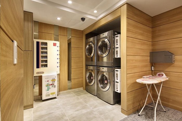 https://dynamic-media-cdn.tripadvisor.com/media/photo-o/07/50/ca/88/coin-laundry.jpg?w=700&h=-1&s=1