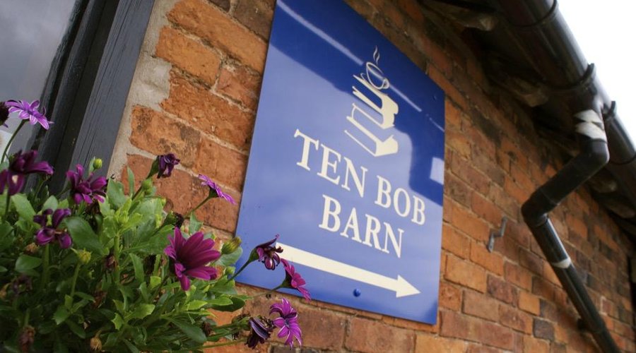 The Ten Bob Barn at Astley Book Farm. Bargain books for 50p!