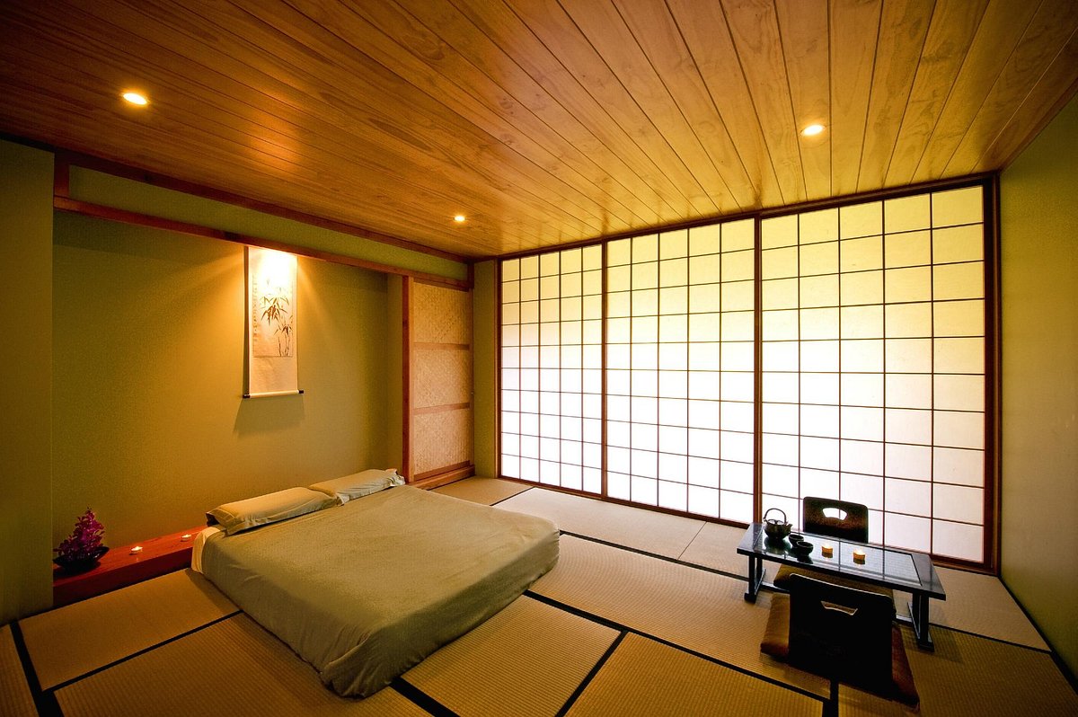 Japanese Mountain Retreat Mineral Springs & Spa Rooms: Pictures ...