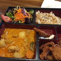Bento box with vegan "KFC style chicken". Yum!