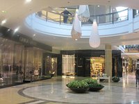 Louis Vuitton store - Picture of Westfield Valley Fair Shopping Center,  Santa Clara - Tripadvisor