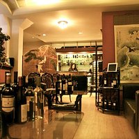 mr-chans-restaurant-wine-selection-lounge