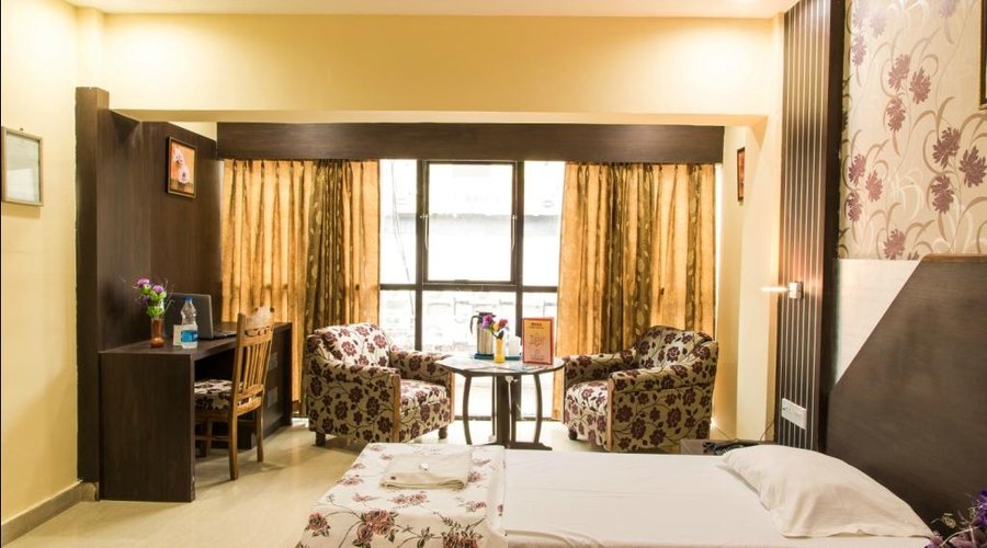 SUITE ROOM