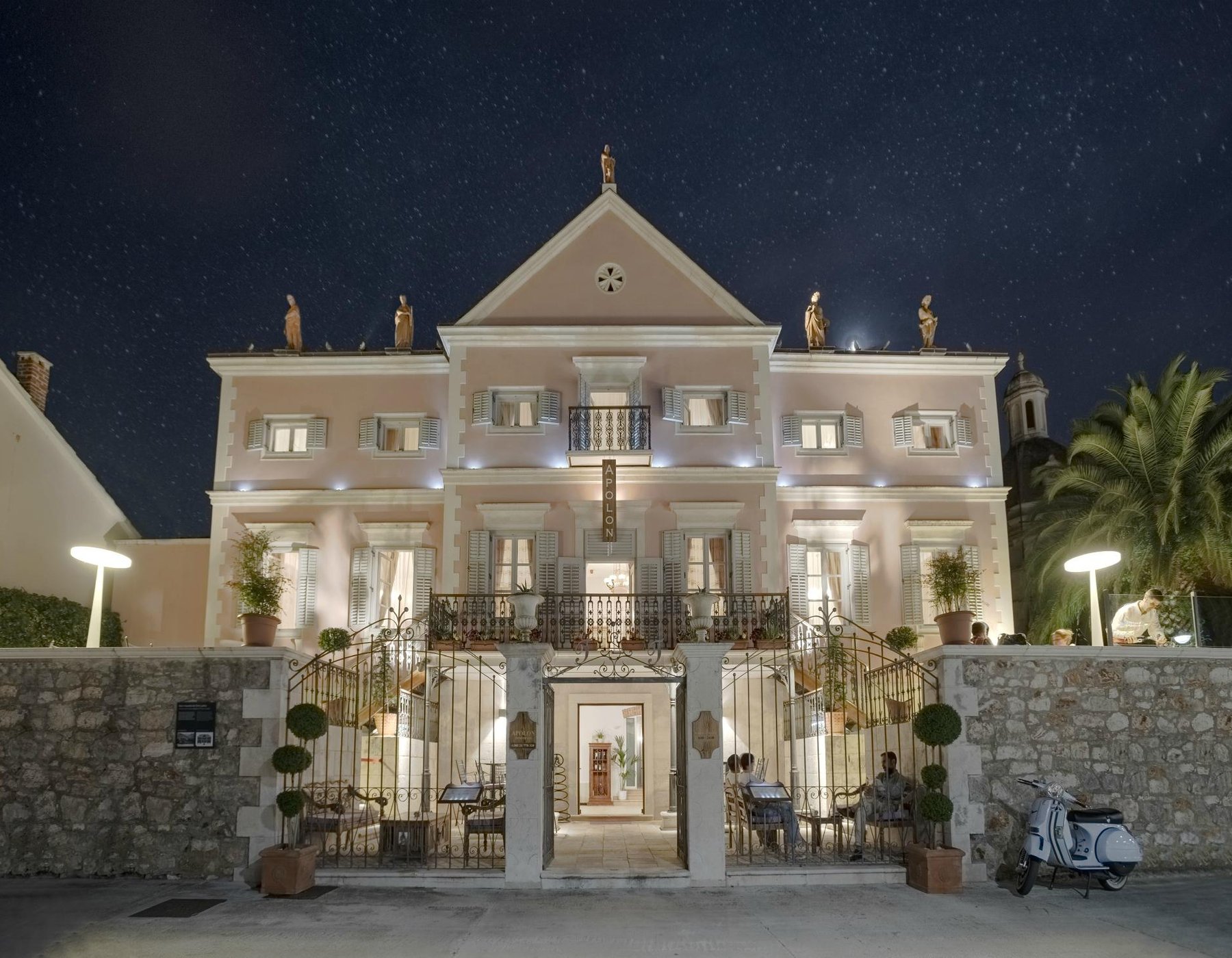 B&B Heritage Villa Apolon by null