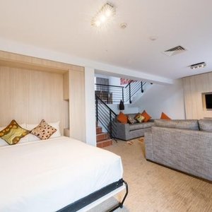 2 Bedroom Apartment - Murphy Bed