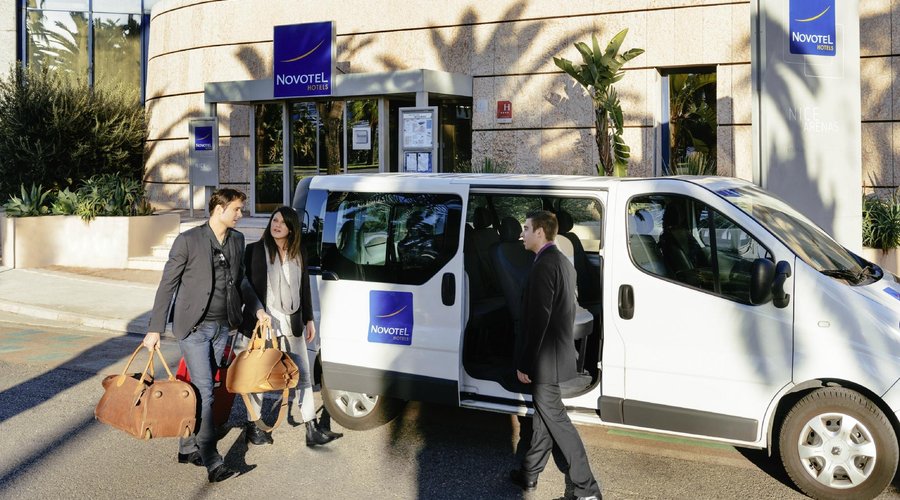 Navette hôtel-aéroport gratuite 24h/24