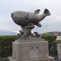 ふぐの像