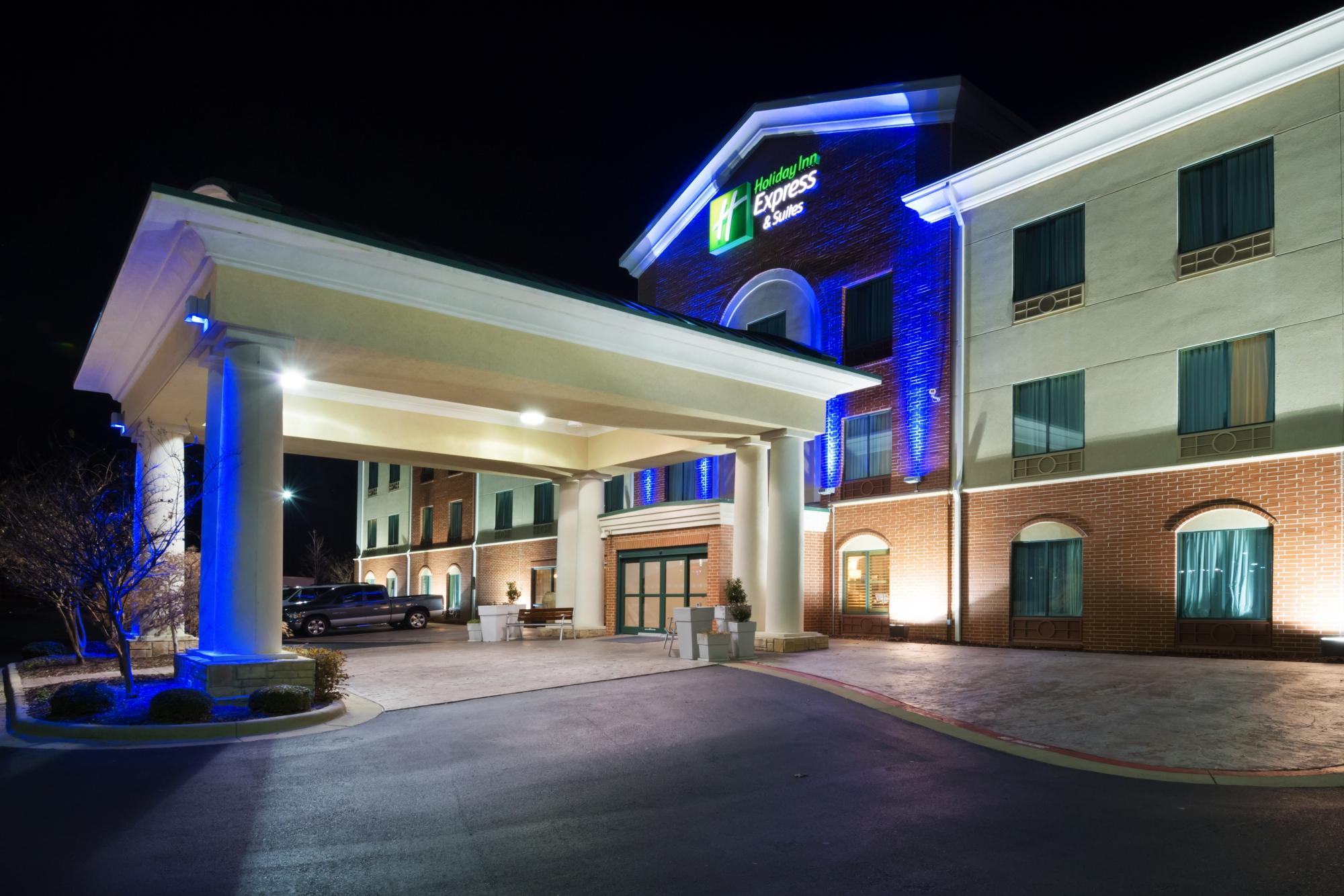 HOLIDAY INN EXPRESS SUITES LITTLE ROCK WEST AN IHG HOTEL 123