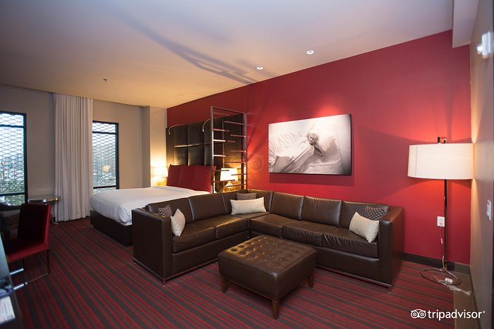 Very Comfortable rooms - Picture of Paris Las Vegas Hotel & Casino,  Paradise - Tripadvisor