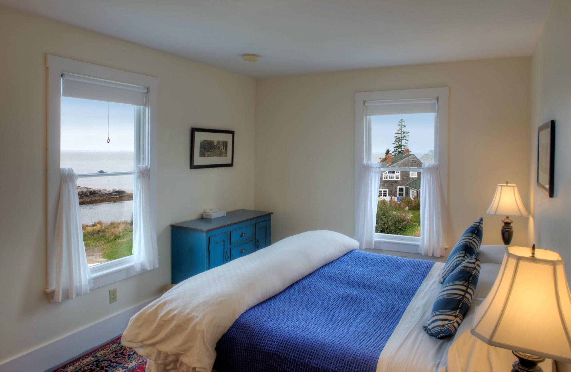 Island Inn by null