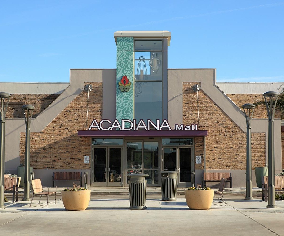 Acadiana Mall Fair 2024 - Janie Lisette