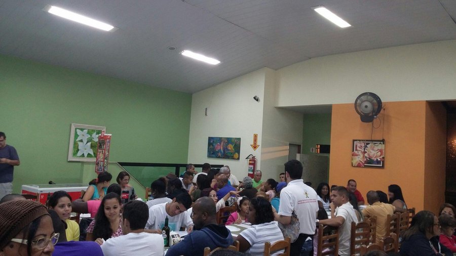 Rodízio de pizza com amigos em Sampa