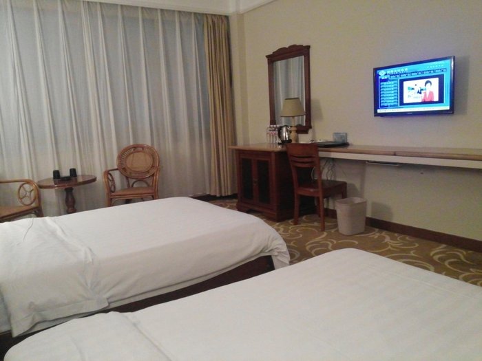 Kaitian International Hotel Rooms: Pictures & Reviews - Tripadvisor